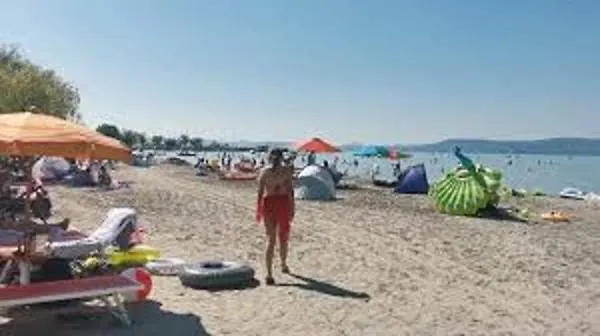 Appartement Menta Partkoezelben *